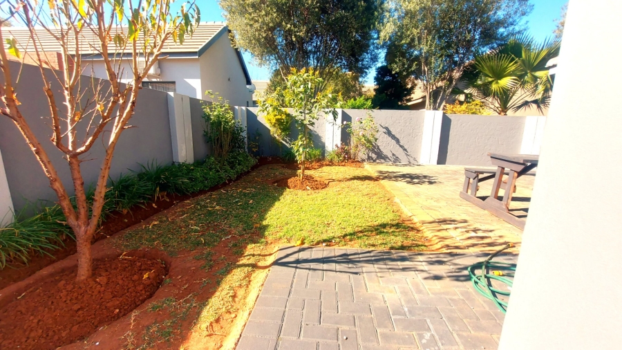 4 Bedroom Property for Sale in Melodie North West